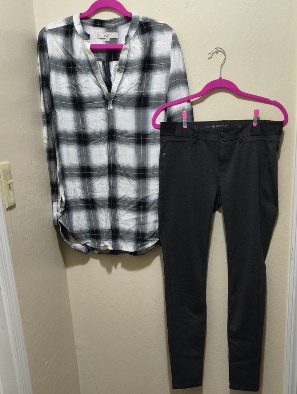 LOFT Black & White Plaid Tunic Blouse with Charcoal Skinny Pants